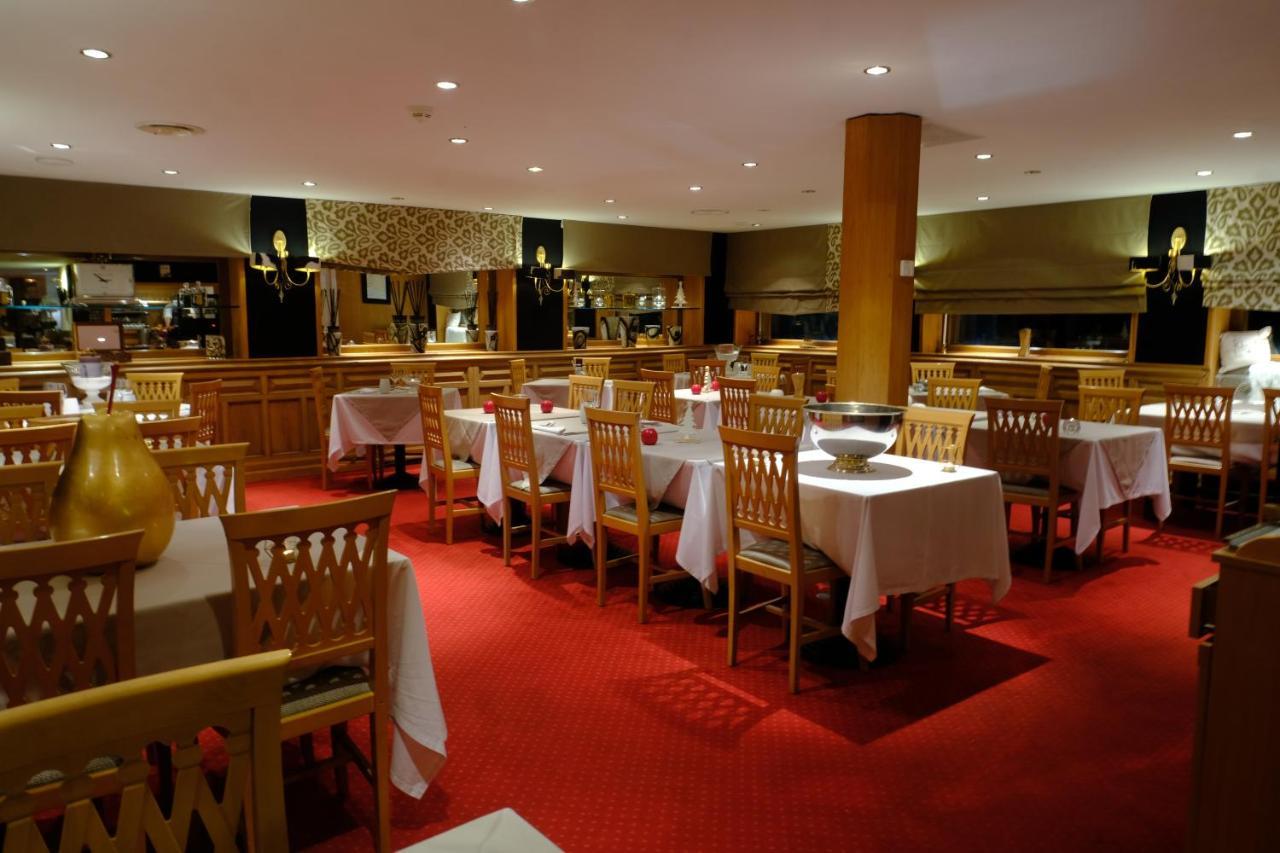 Hotel Le Chalet D'Auron Restaurant Et Spa Dış mekan fotoğraf