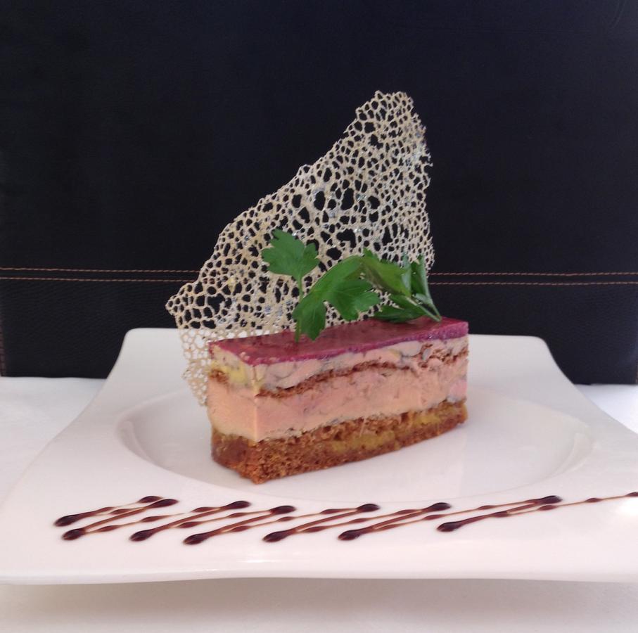 Hotel Le Chalet D'Auron Restaurant Et Spa Dış mekan fotoğraf